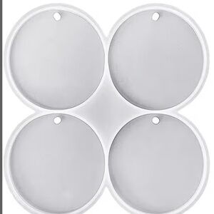 Set of 4 Round White Silicone Molds for Resin + measuring cup